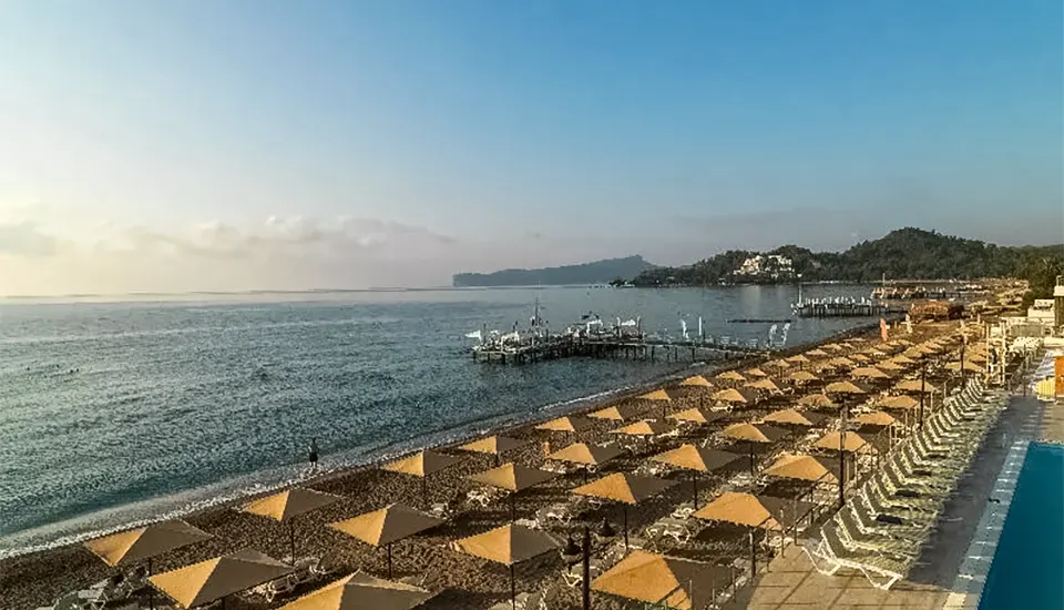 هتل پر لا مر ریزورت اند اسپا